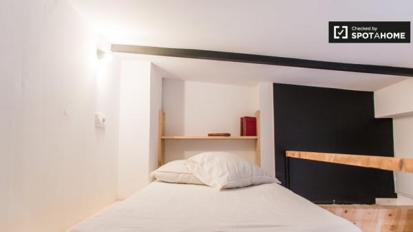 Zimmer zu vermieten in 4-Zimmer-Wohnung in Camins al Grau