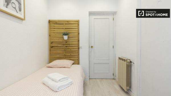 Apartamento de 3 dormitorios en alquiler en Chamartín, Madrid