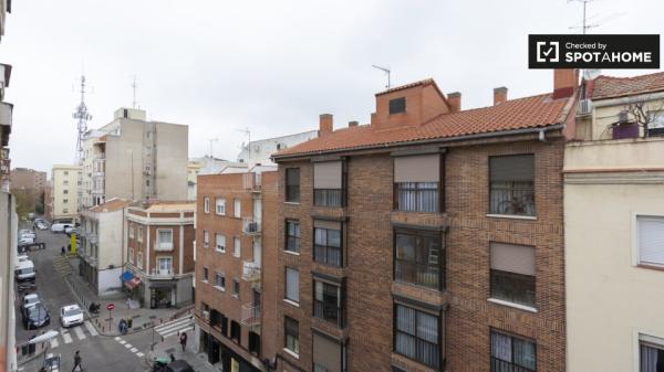 Apartamento de 3 dormitorios en alquiler en Chamartín, Madrid