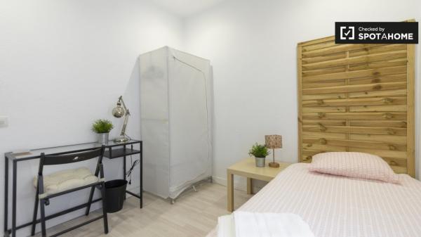 Apartamento de 3 dormitorios en alquiler en Chamartín, Madrid