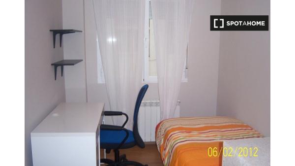 Apartamento de 3 Dormitorios en Zaragoza