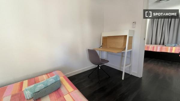 Apartamento completo de 2 habitaciones en Alacant