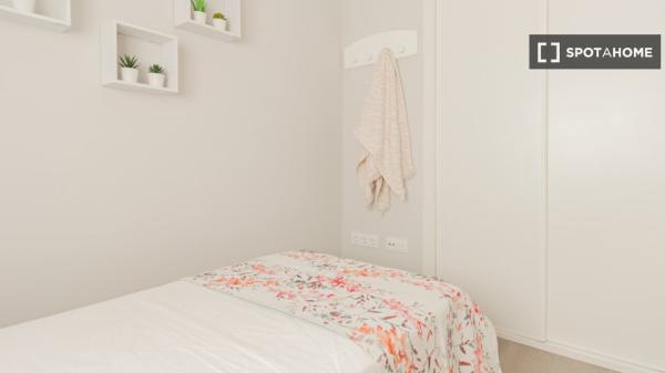 Apartamento completo de 2 dormitorios en Sevilla