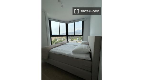 Apartamento entero de 2 dormitorios en Benidorm