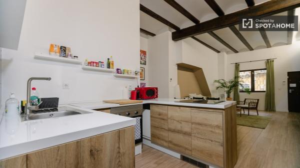 Apartamento tipo estudio en alquiler en Poblados Marítimos, Valencia