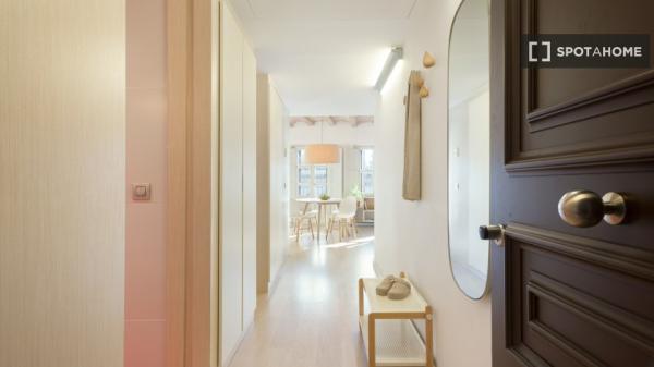 Piso de 2 habitaciones en el centro de Barcelona