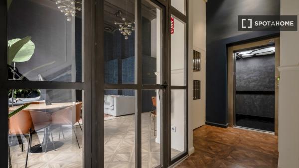 Apartamento moderno de un dormitorio completamente amueblado en Barcelona