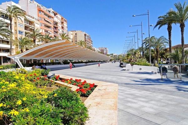 Piso en Barrio Parque de las Naciones