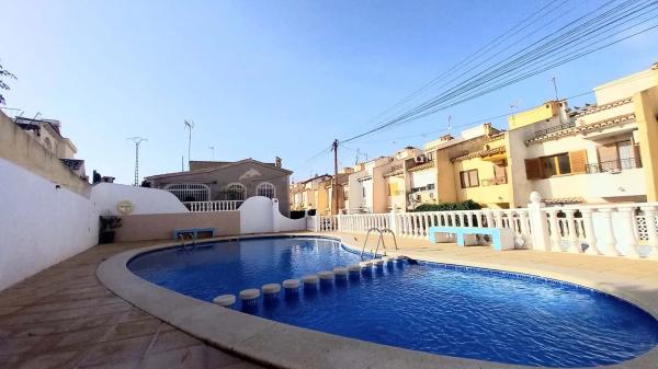 Chalet en Barrio Los Balcones - Los Altos del Edén