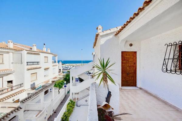 Casa independiente en calle Mar Menor