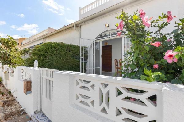 Casa independiente en avenida Jaca