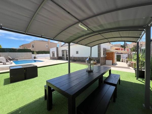 Chalet en calle Campoamor, 17