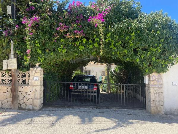 Casa independiente en Partida Los Pinos, 2 a