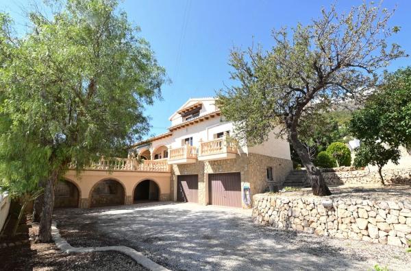 Casa independiente en Partida les Cucarres