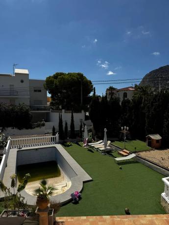 Casa independiente en Urbanización Canuta Baja