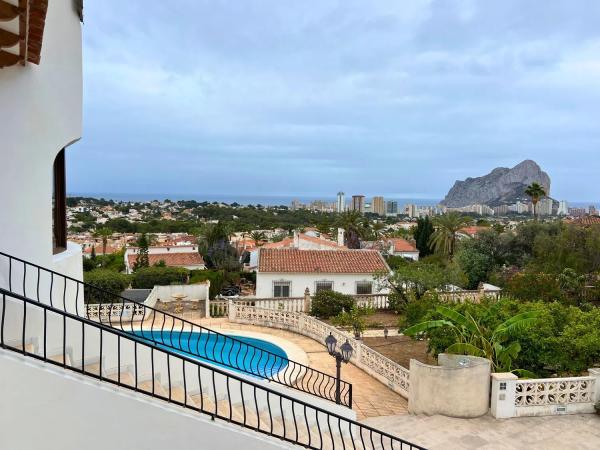 Casa independiente en Urbanización La Vallesa