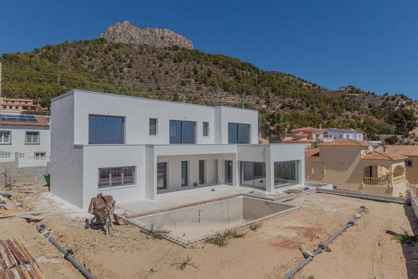 Casa independiente en Urbanización Canuta de Ifach