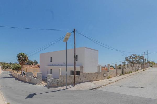 Casa independiente en Urbanización Canuta de Ifach