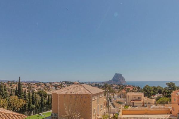 Casa independiente en Urbanización Canuta de Ifach