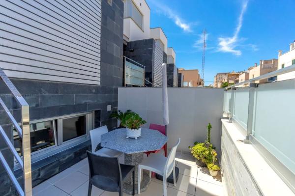 Chalet adosado en calle Xile - Res. Marina Real Habitat s/n