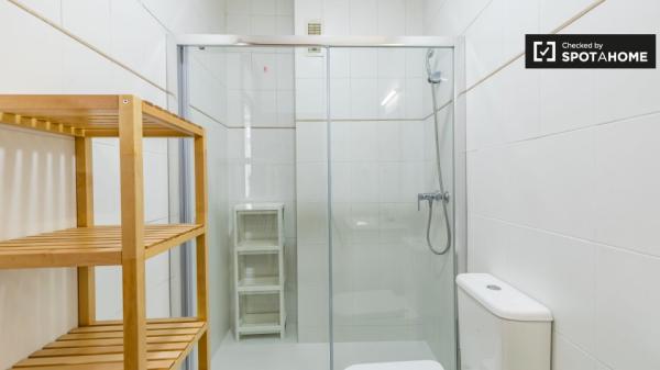 Słoneczny apartament typu studio do wynajęcia w Ciutat Vella, Walencja