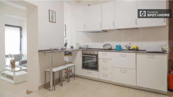 Apartamento de 2 dormitorios en alquiler en Malasaña, Madrid