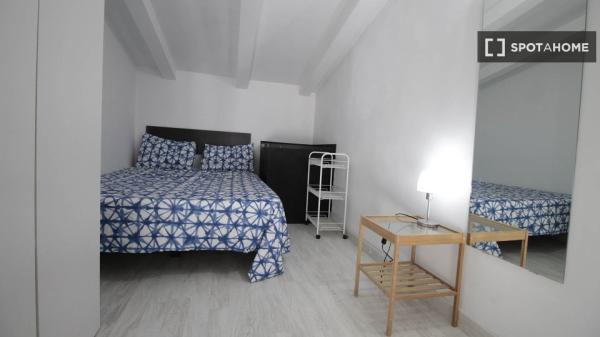 Apartamento en alquiler en Puerta del Ángel, Madrid