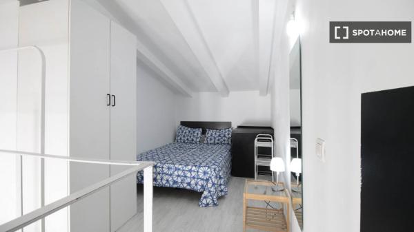 Apartamento en alquiler en Puerta del Ángel, Madrid