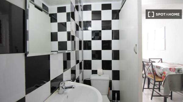 Apartamento en alquiler en Puerta del Ángel, Madrid