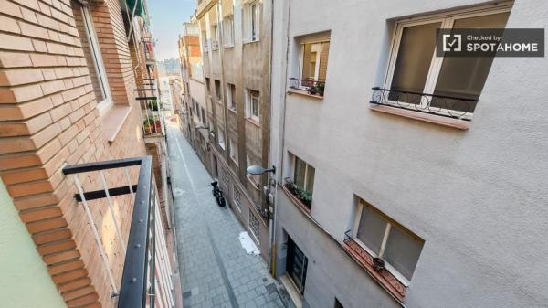 Apartamento de 3 dormitorios en alquiler en Gràcia, Barcelona