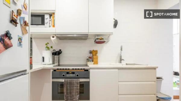 Se alquila habitación en piso compartido en Málaga