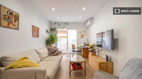 Se alquila habitación en piso compartido en Málaga