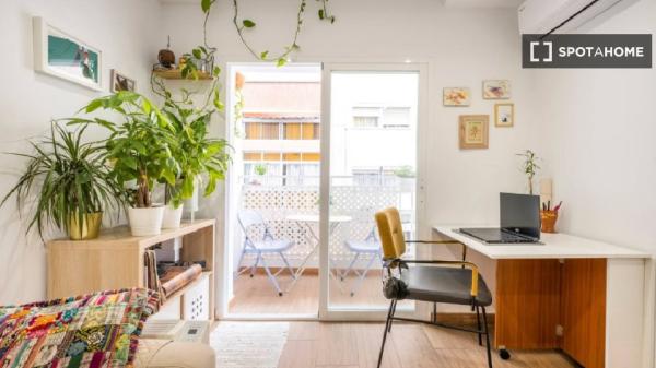 Se alquila habitación en piso compartido en Málaga