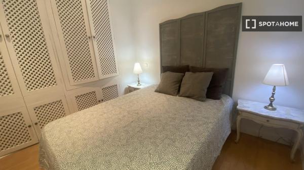 Apartamento de 1 dormitorio en alquiler en Opera, Madrid