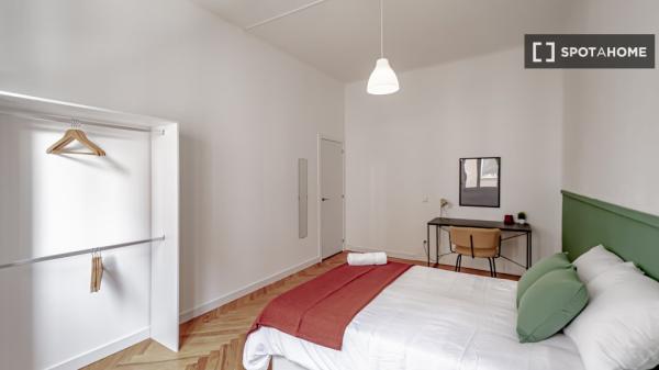 Chambre à louer dans un appartement de 8 chambres à Salamanque, Lisbonne