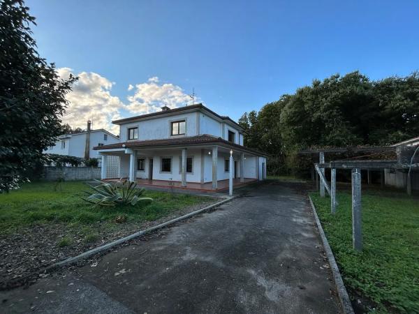 Casa independiente en Lugar Baiobre, 15