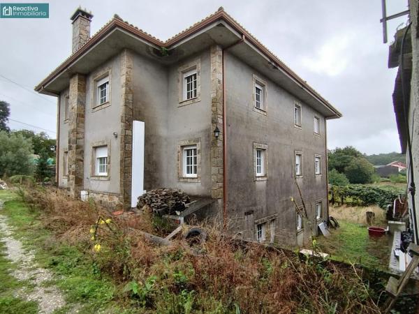 Casa independiente en Galegos