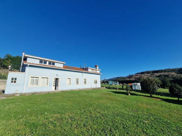 Casa independiente en Lugar Liñares