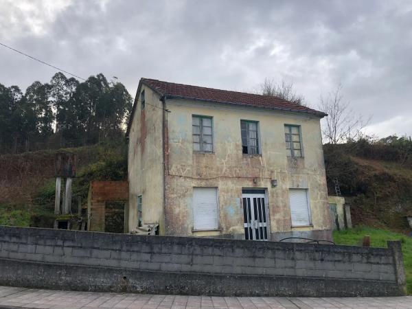 Casa independiente en plaza Duques da Conquista, 1