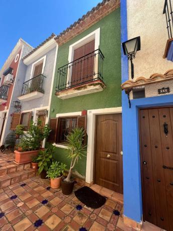 Chalet adosado en calle Penyassegat