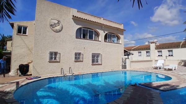 Chalet en L'Albir