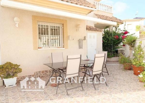 Chalet en Barrio Playa Flamenca