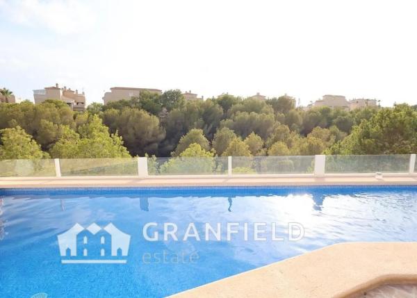 Chalet en Barrio Playa Flamenca