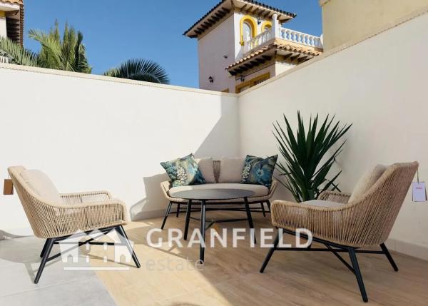 Chalet en Barrio La Zenia