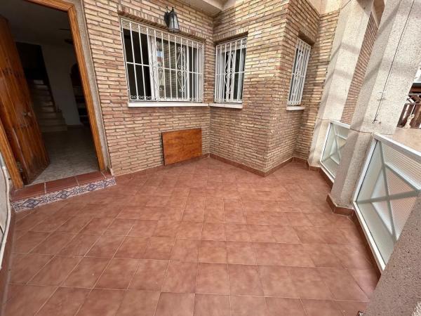 Chalet adosado en calle Luis Gordillo s/n