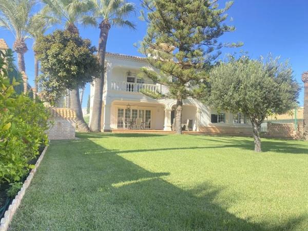 Chalet en Barrio Cabo Roig