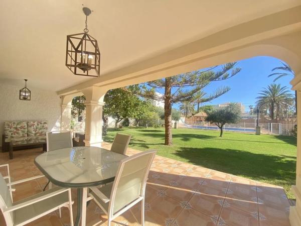 Chalet en Barrio Cabo Roig