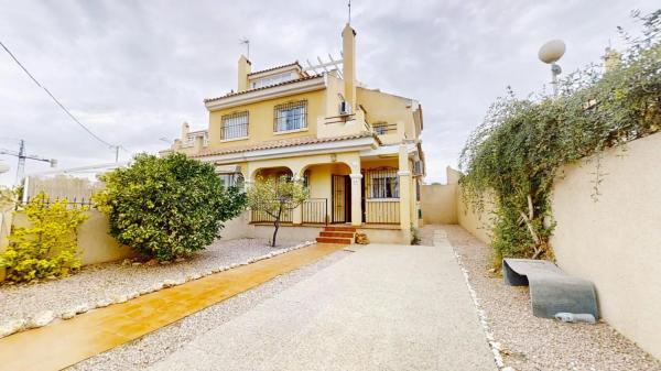 Chalet adosado en Paraje los Almendros