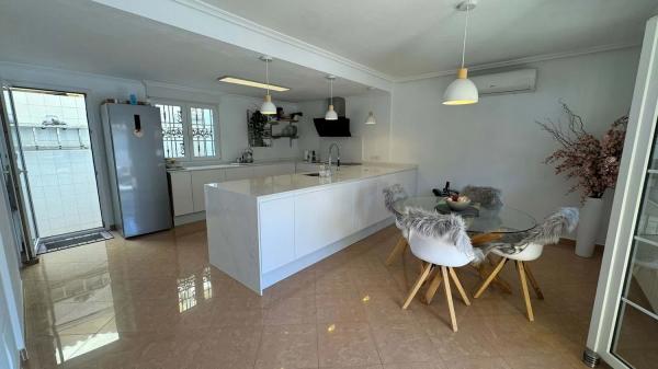 Chalet en Barrio Playa Flamenca