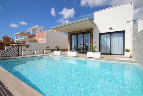 Chalet en Barrio Campoamor